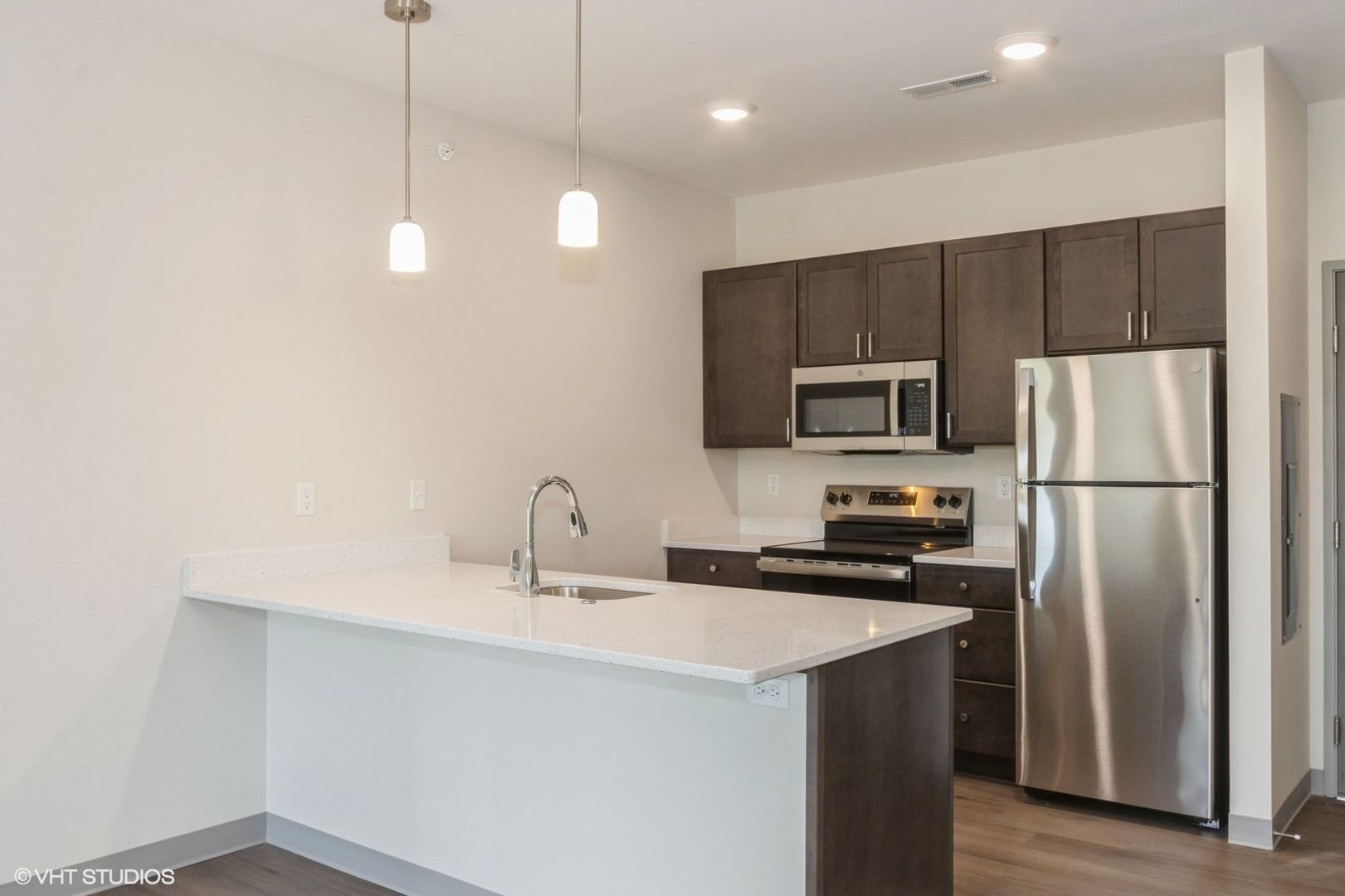 Cedar Rapids Apartment: 4125 Westdale Parkway SW