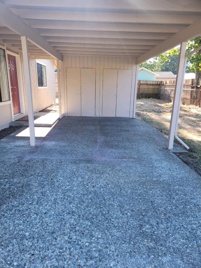 8706A Meadow Rd SW, Lakewood, WA 98499