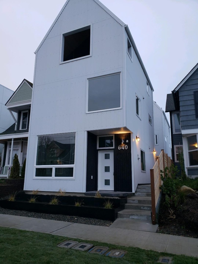 Tacoma Apartment: 640 N. Prospect St