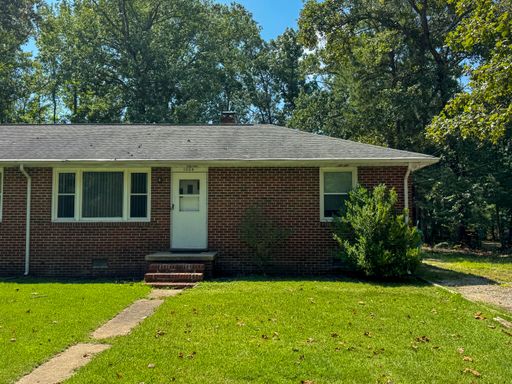 1004 S. Park Drive, Petersburg, VA 23803