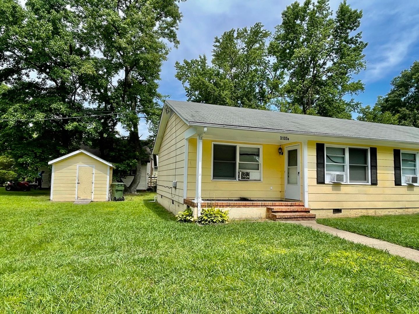 Hopewell House: 3105-B Granby Street