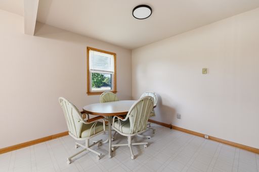 Listing photo thumbnail