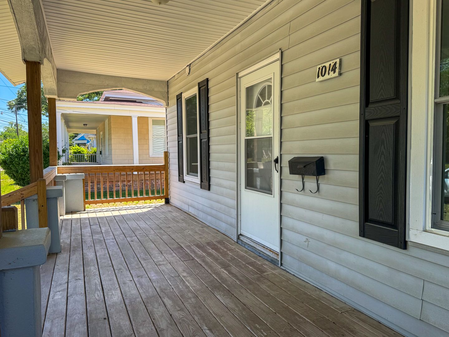 Listing photo