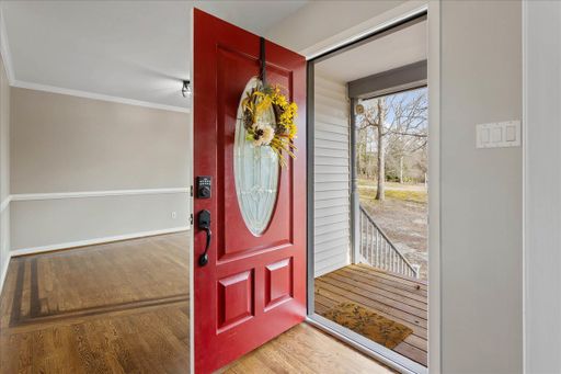 Listing photo thumbnail