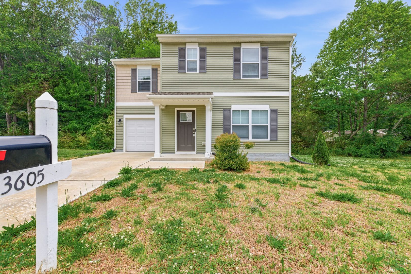 Hopewell House: 3605 Roselawn Ter