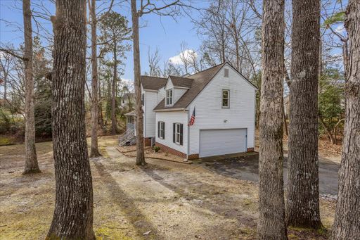 Listing photo thumbnail