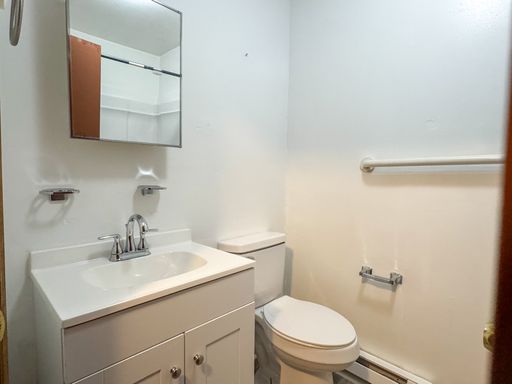 Listing photo thumbnail