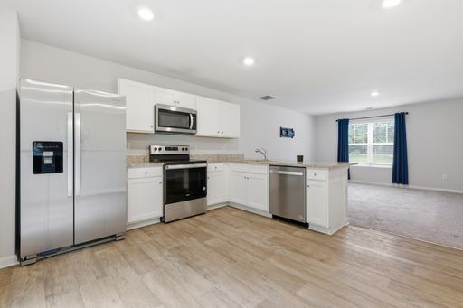 Listing photo thumbnail