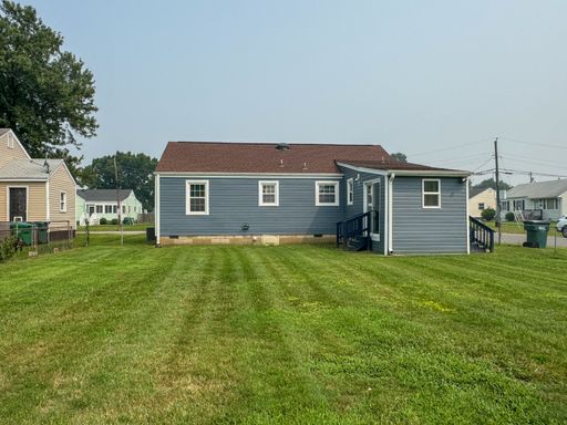 Listing photo thumbnail