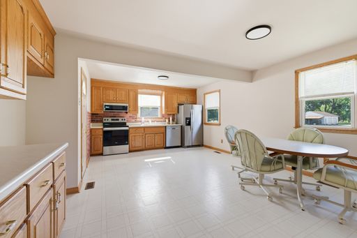 Listing photo thumbnail