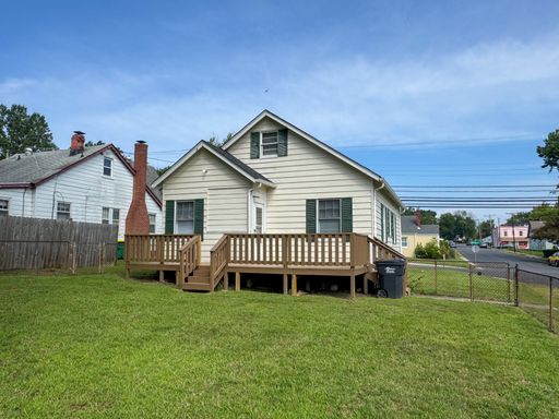 Listing photo thumbnail