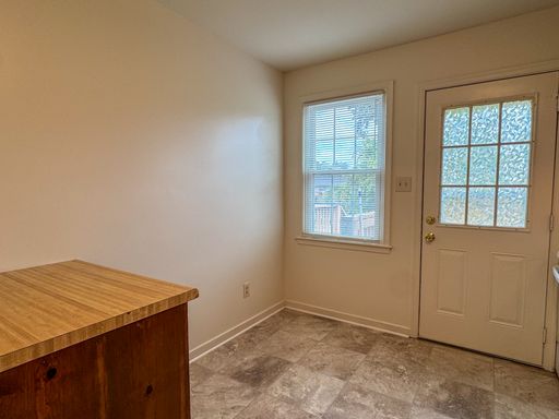 Listing photo thumbnail