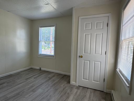 Listing photo thumbnail