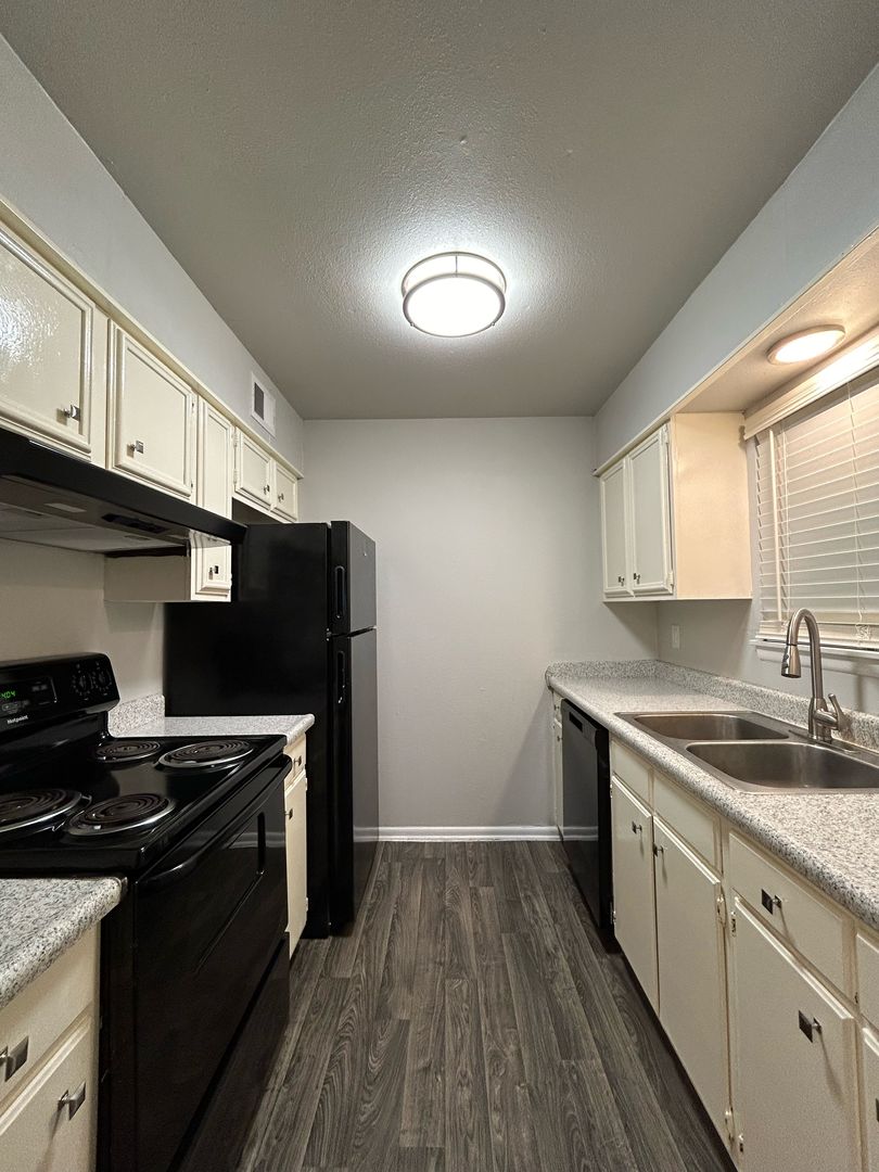 San Antonio Apartment: 1543 Babcock Road