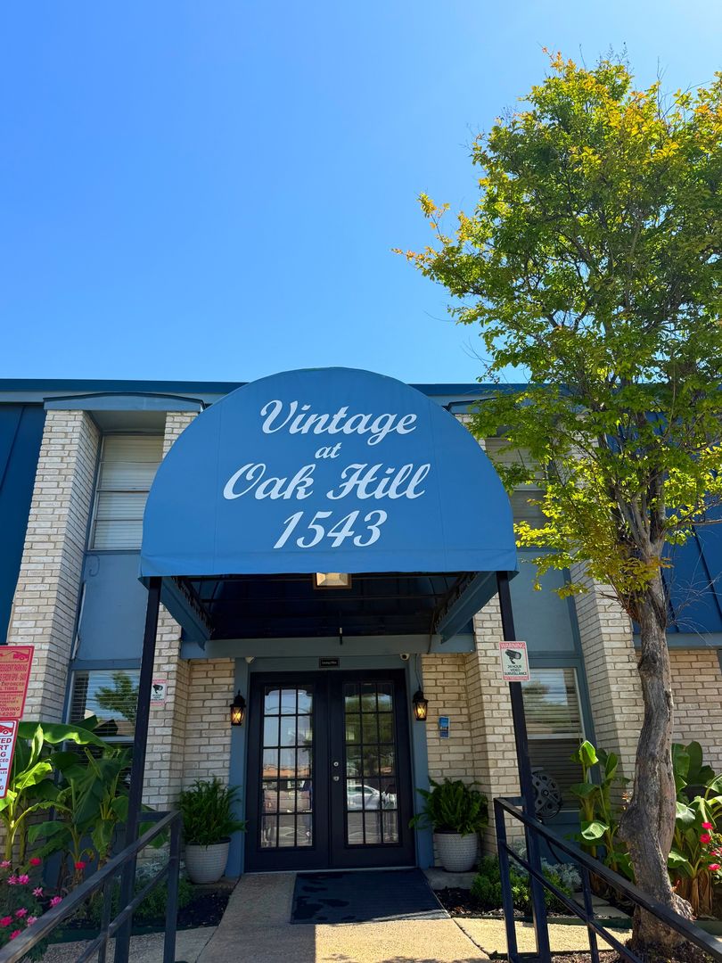 San Antonio Apartment: 1543 Babcock Road