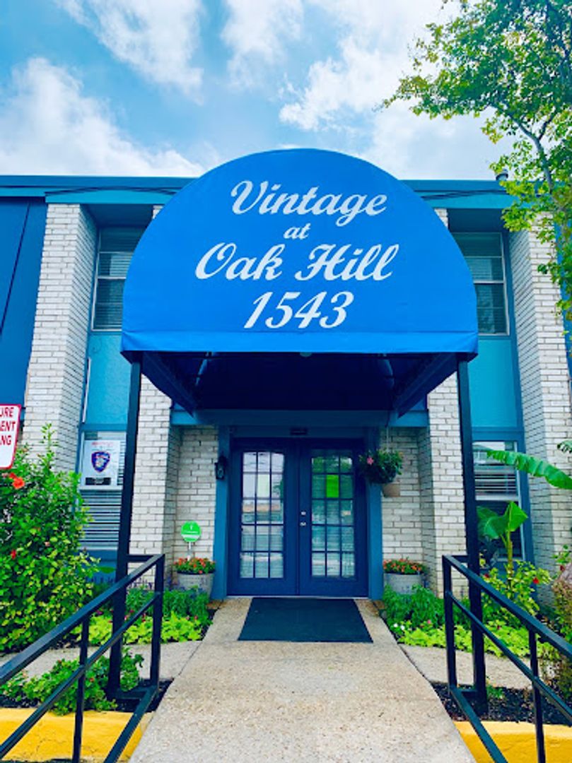 San Antonio Apartment: 1543 Babcock Road