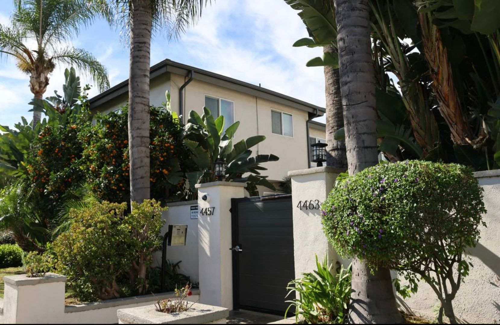 Sherman Oaks Apartment: 4457 & 4463 Murietta Avenue