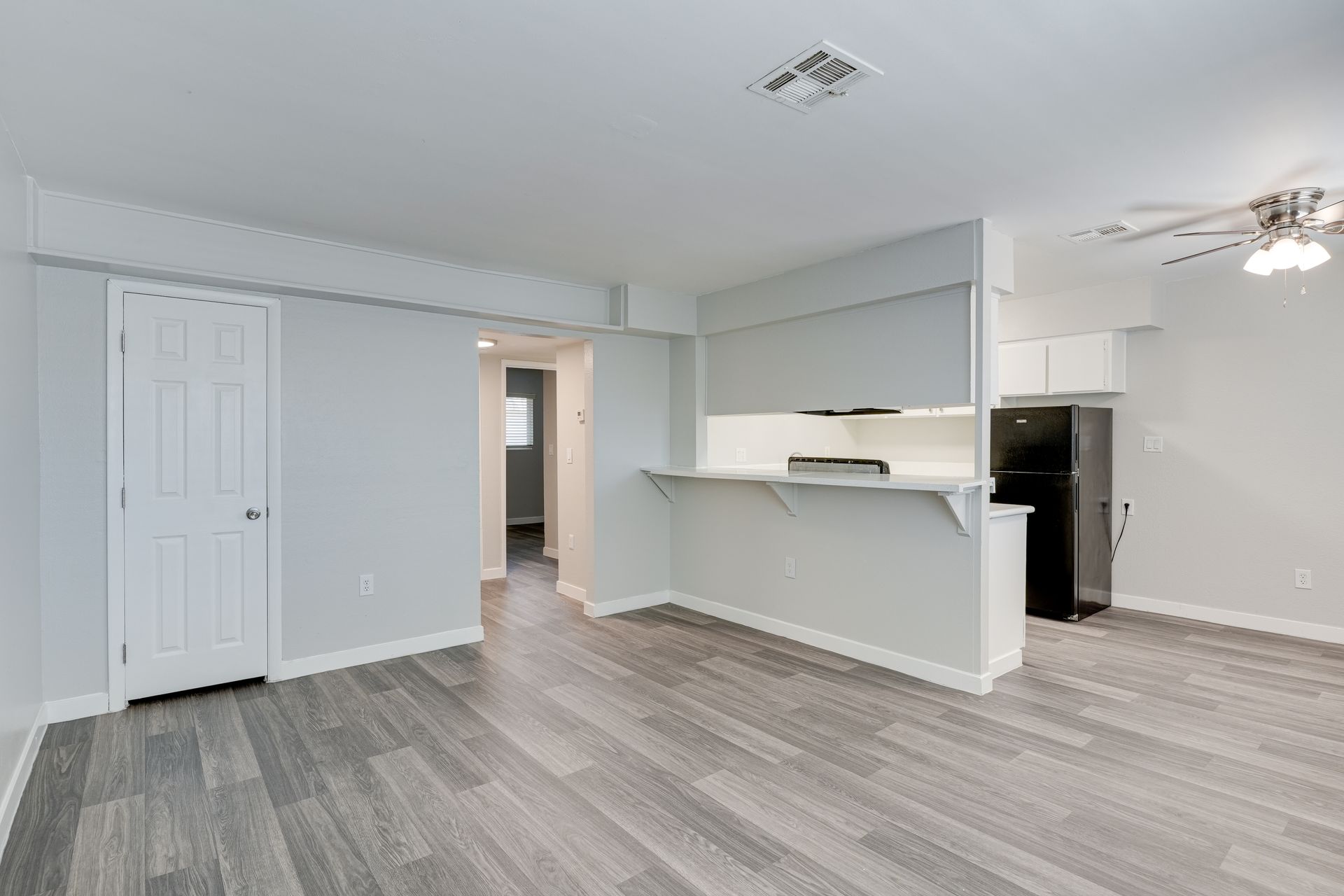 Red Rock Apartments 9 of 12