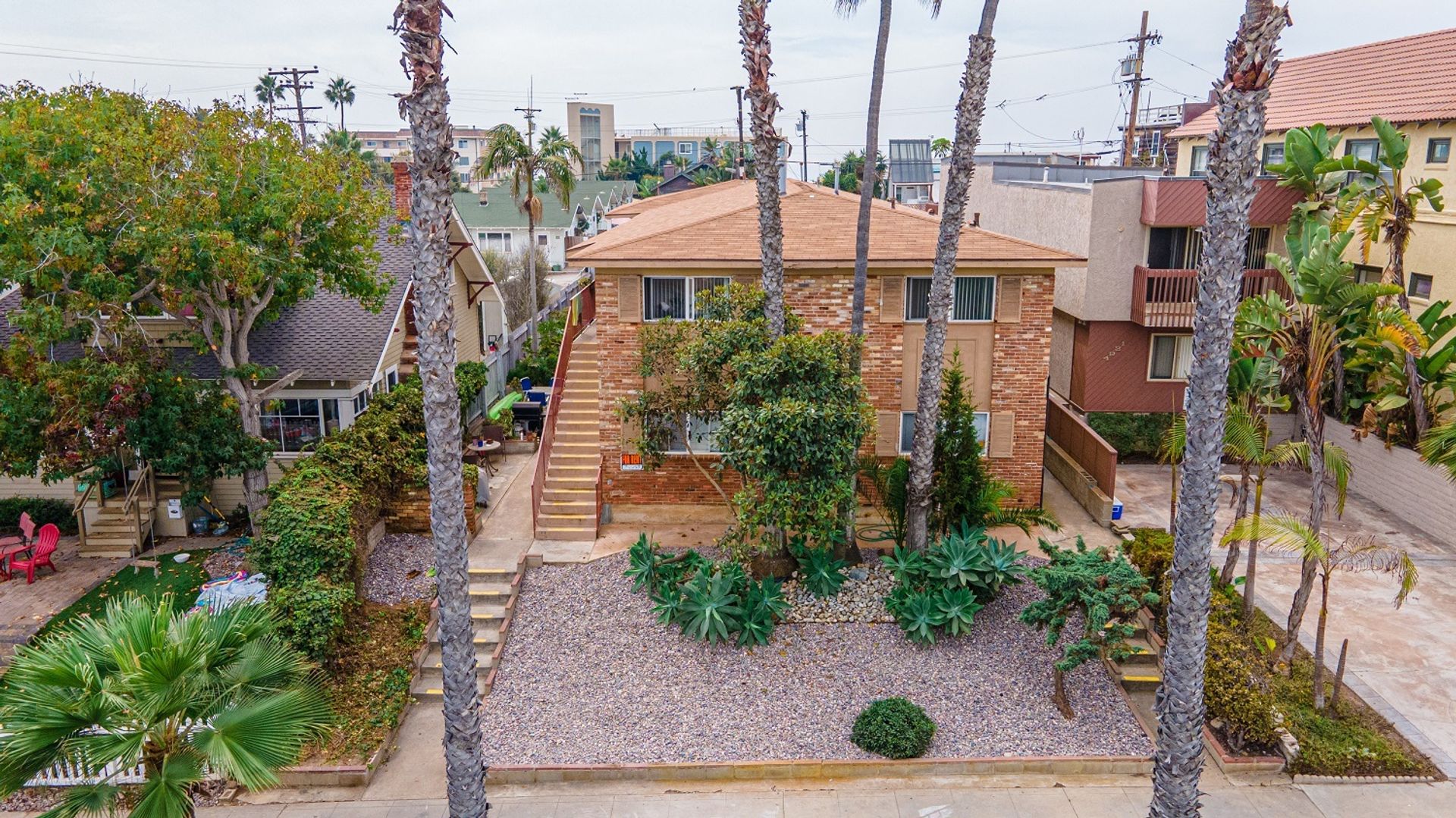 San Diego Apartment: 4911-4917 Del Mar Avenue