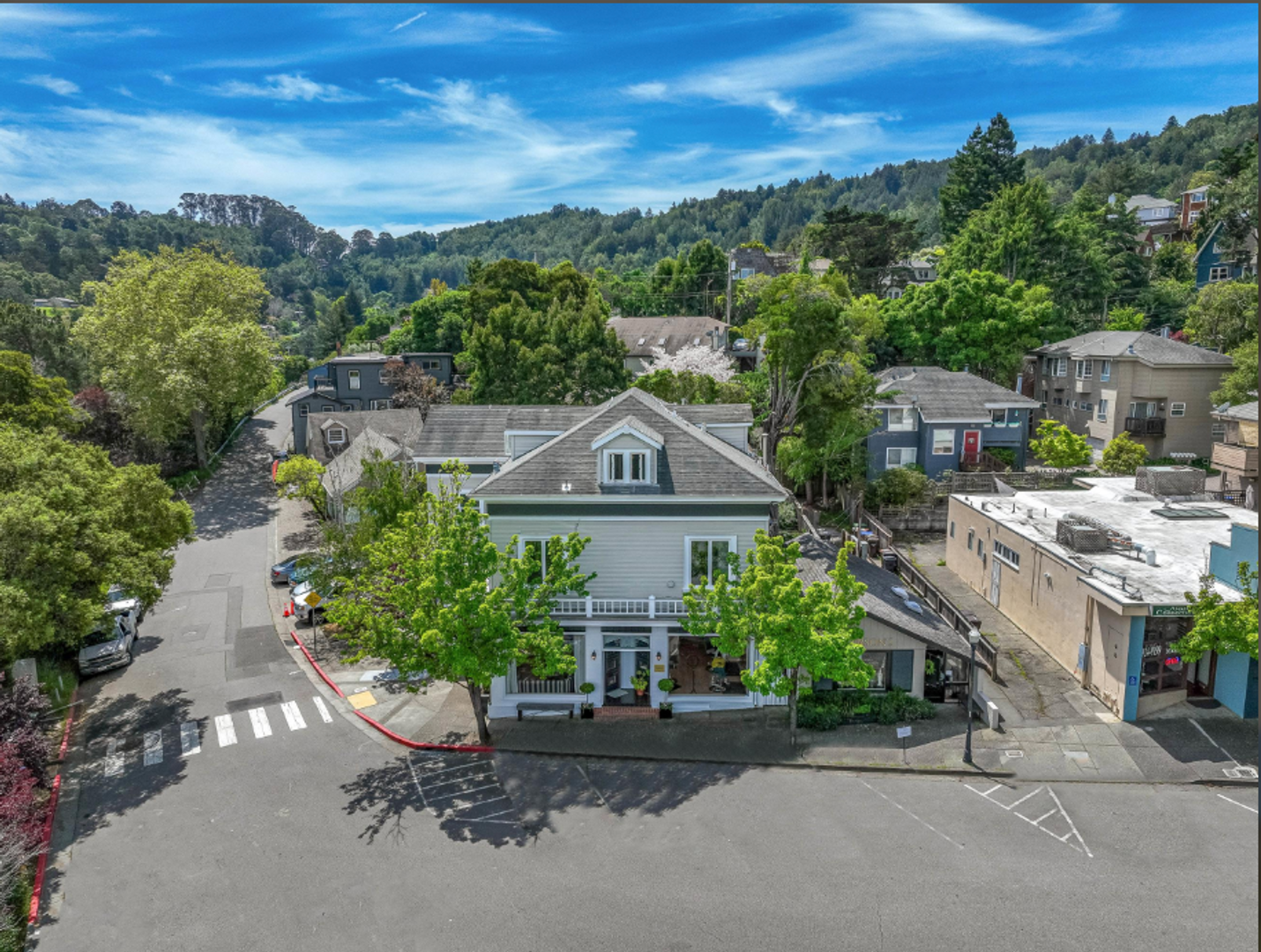 Corte Madera Apartment: 29 1st Street