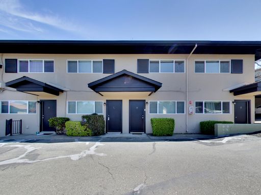 Updated 1BR Townhouse in Novato – Parking, Storage + Pet Friendly – 729 Cherry St Unit 2