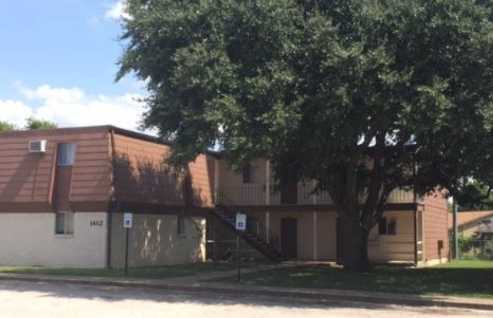 Temple Apartment: 1416 Paseo Del Oro