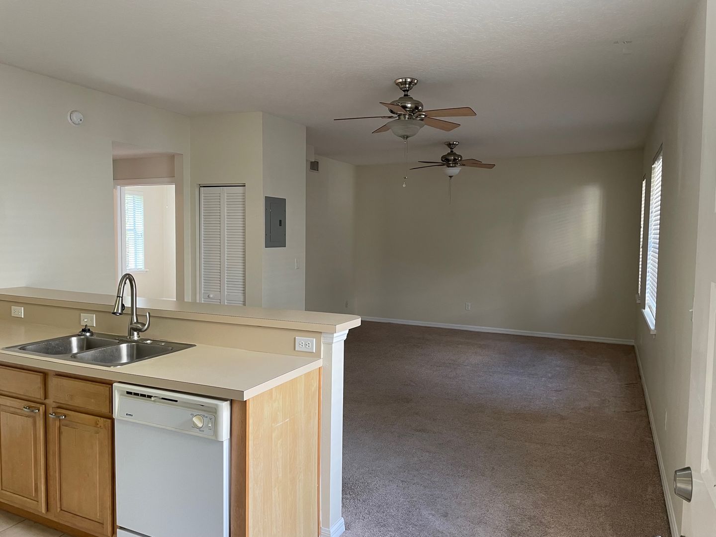 Cocoa Apartment: 14 Carmalt Street