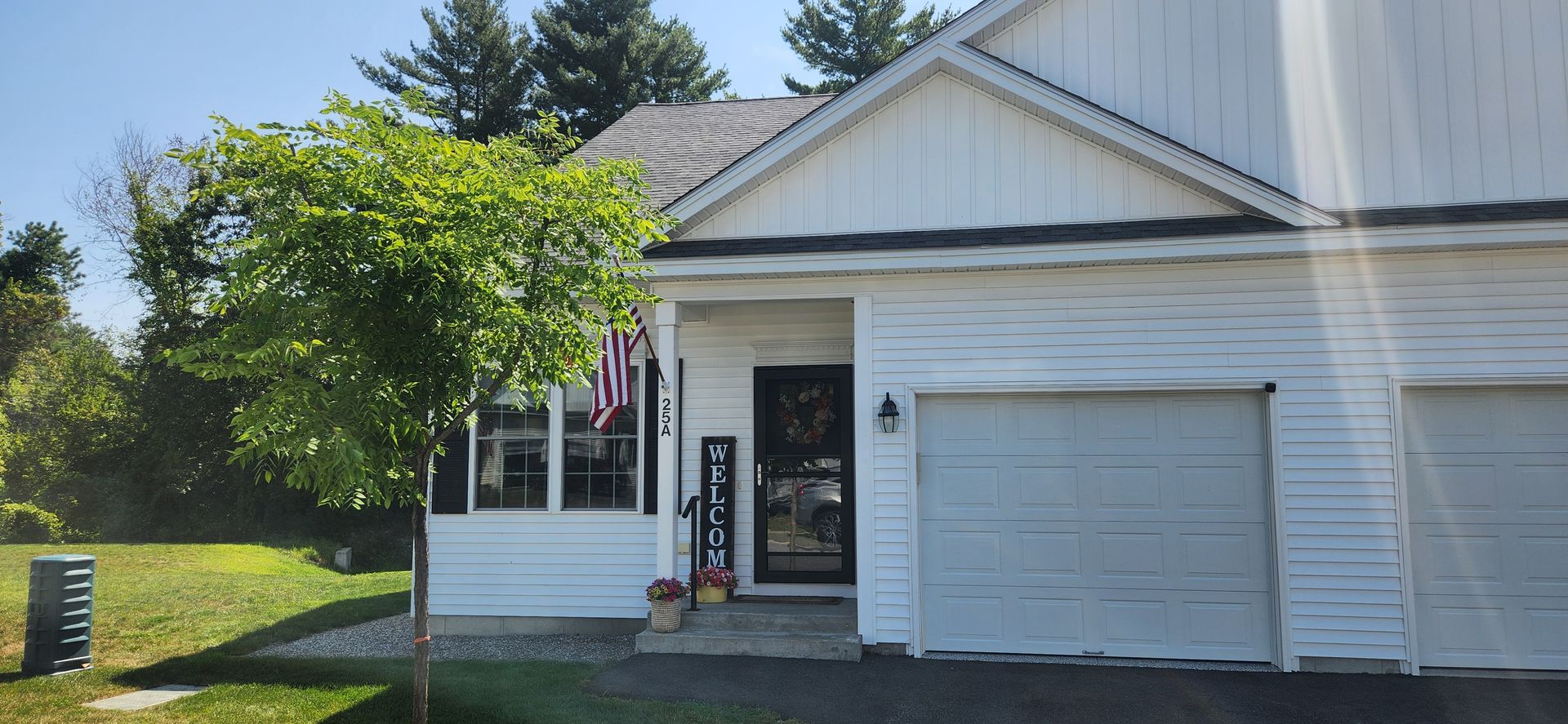 Goffstown House: 25A Angel Point Circle