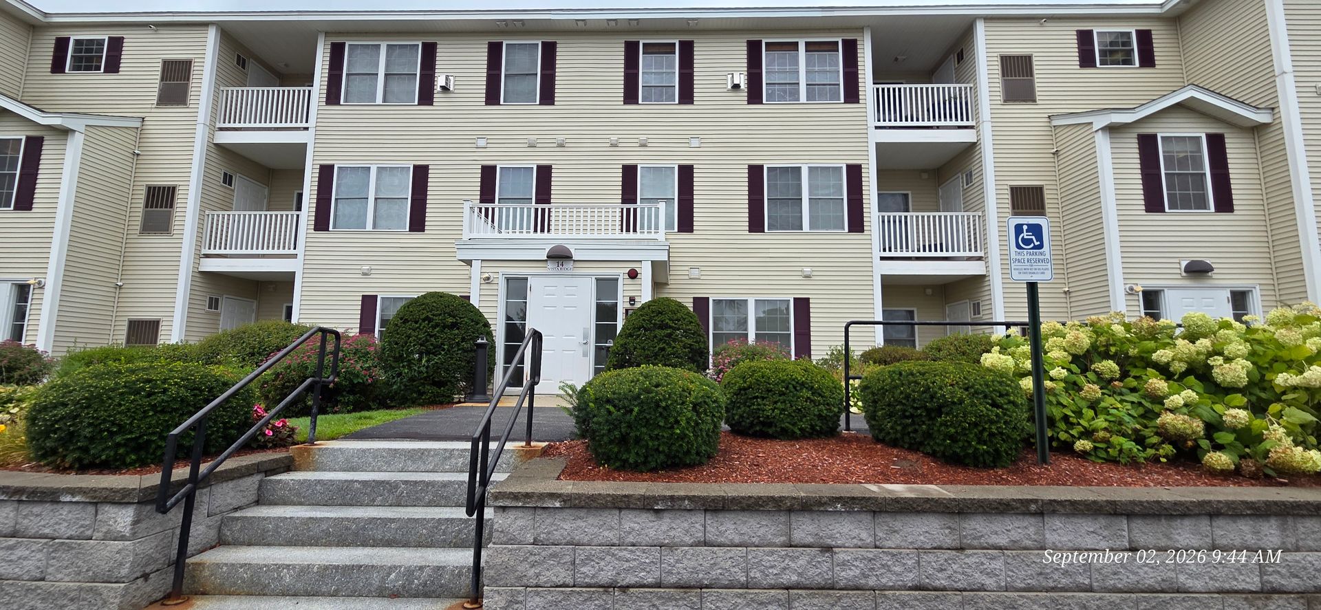 Londonderry Condo: 14 Vista Ridge Drive #58
