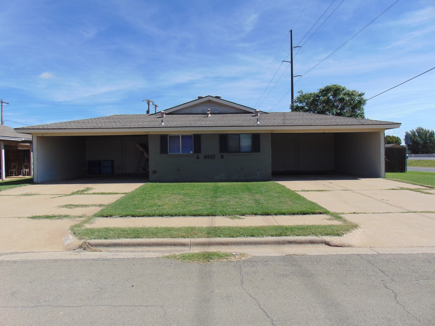 Lubbock Apartment: 6917 Fremont