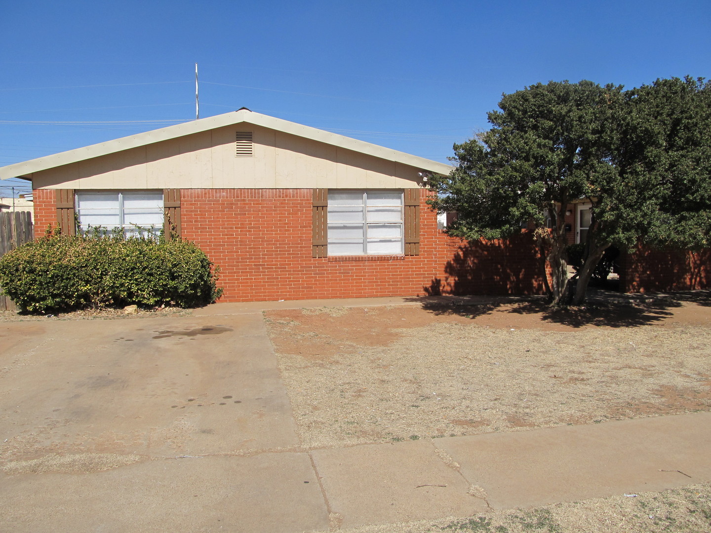 Lubbock Apartment: 4516 35th Steet