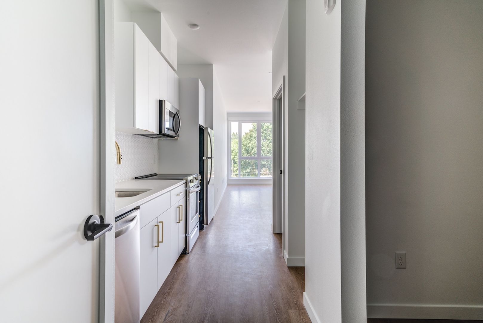 Portland Apartment: 2510 SE 29th Ave