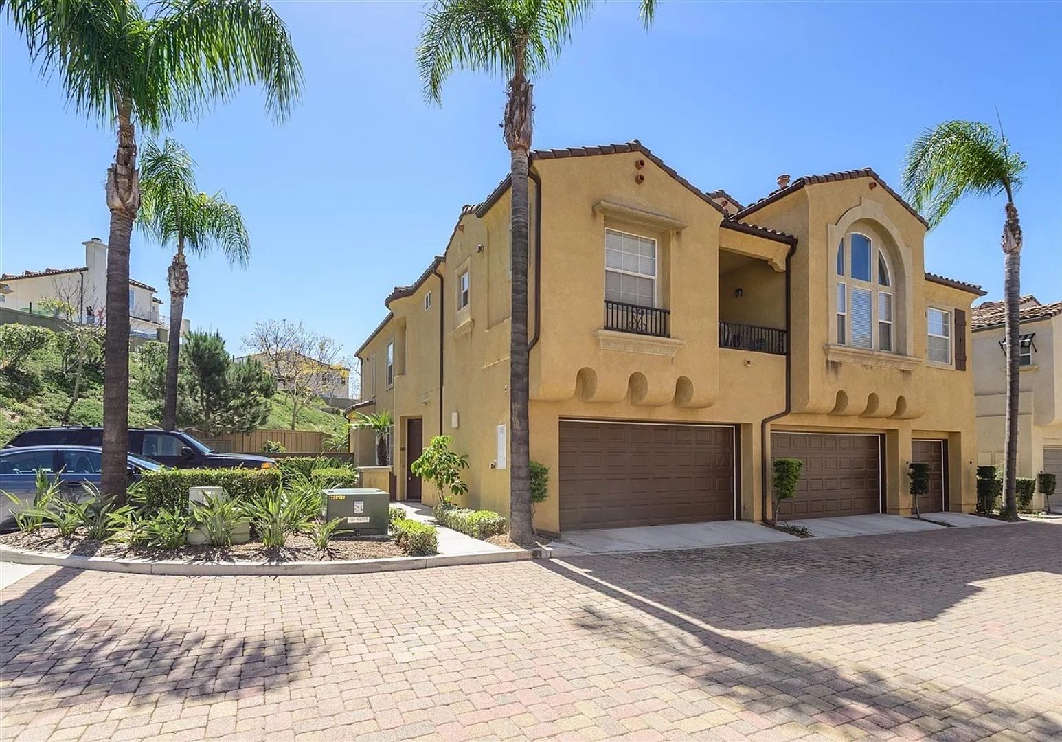San Diego Townhome: 11424 Miro Circle
