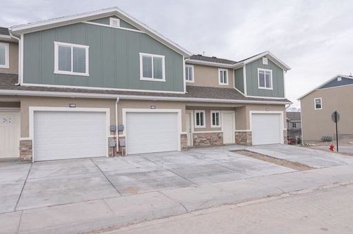 ** Coming Soon!** Modern and Spacious Townhome in Herriman, Located in The Boulders HOA. – photo 1
