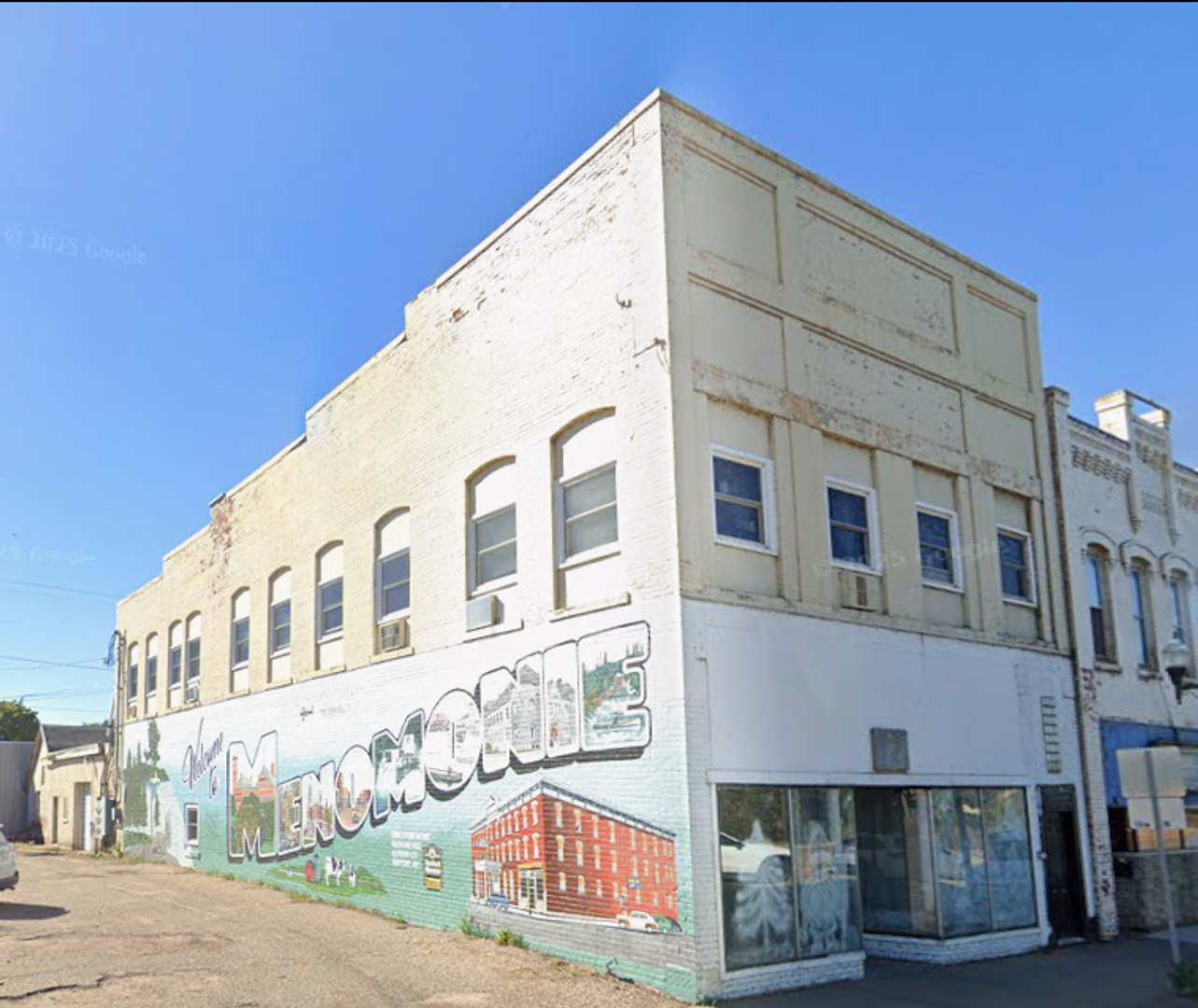 Menomonie Apartment: 620 1/2 Main St.  - 3