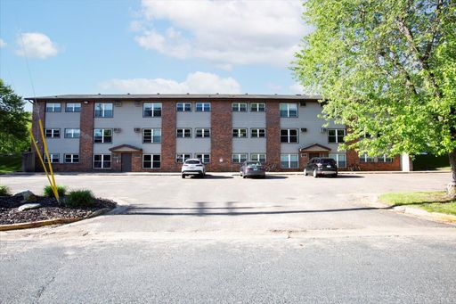 1703 south Broadway 105, Menomonie, WI 54751