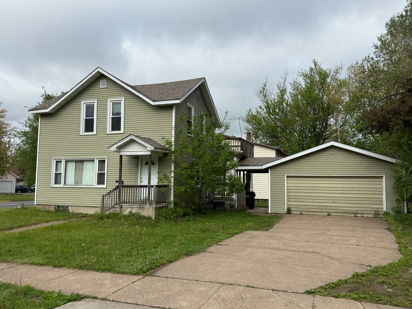 Menomonie House: 1219 8th St. E