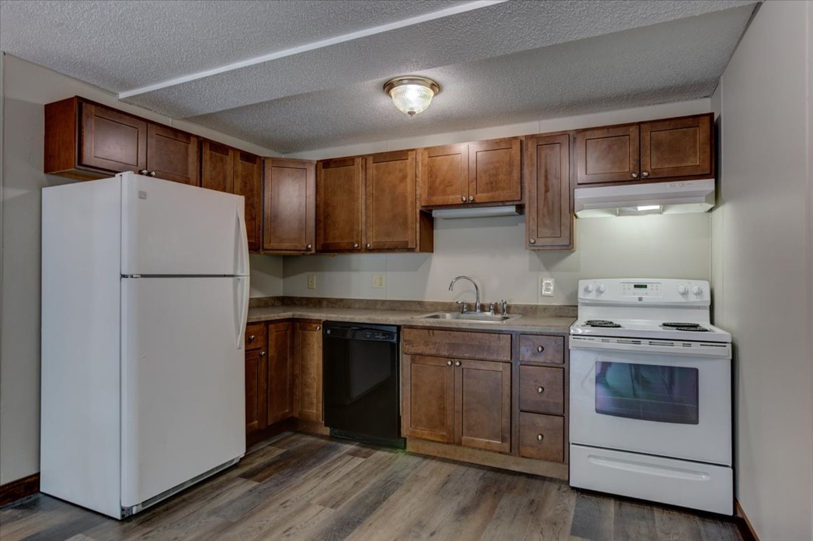 Menomonie Apartment: 1703 South Broadway