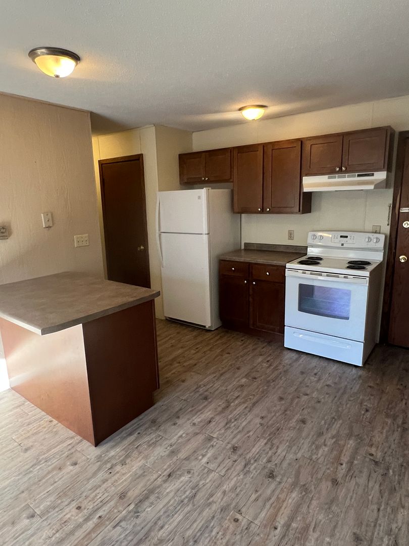 Menomonie Apartment: 1703 South Broadway