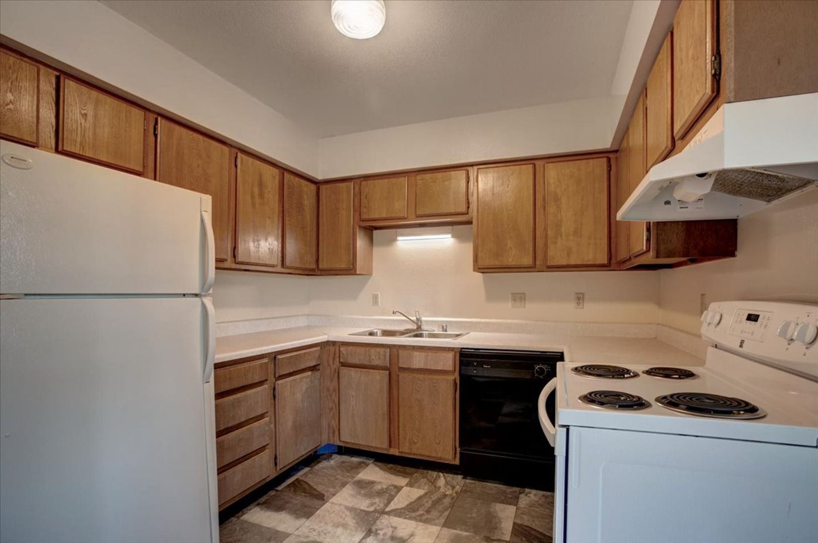 Menomonie Apartment: 2722 Nelson Drive