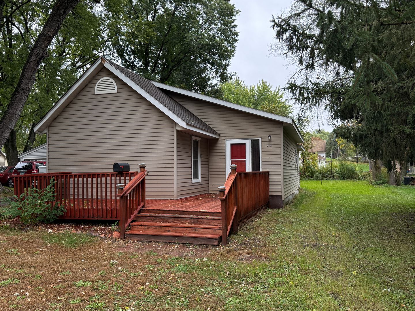 Menomonie Townhome: 1214 9th St.