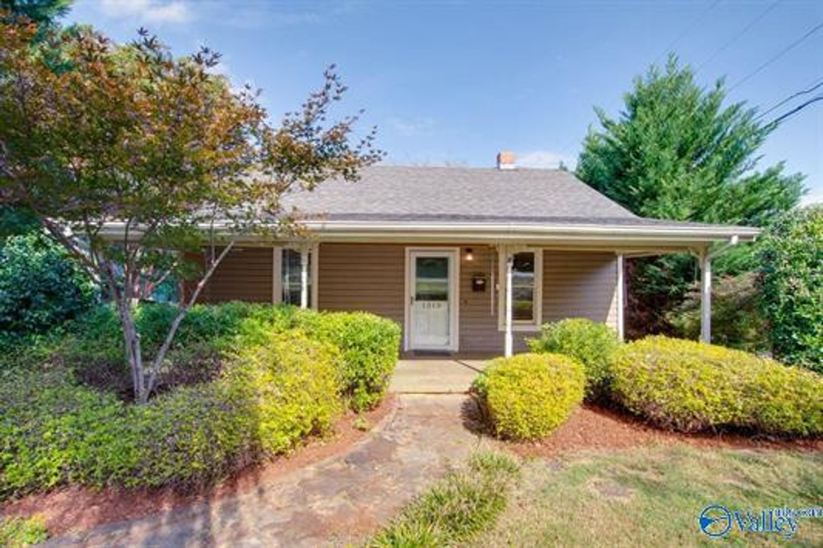 Huntsville House: 1313 Wells Ave