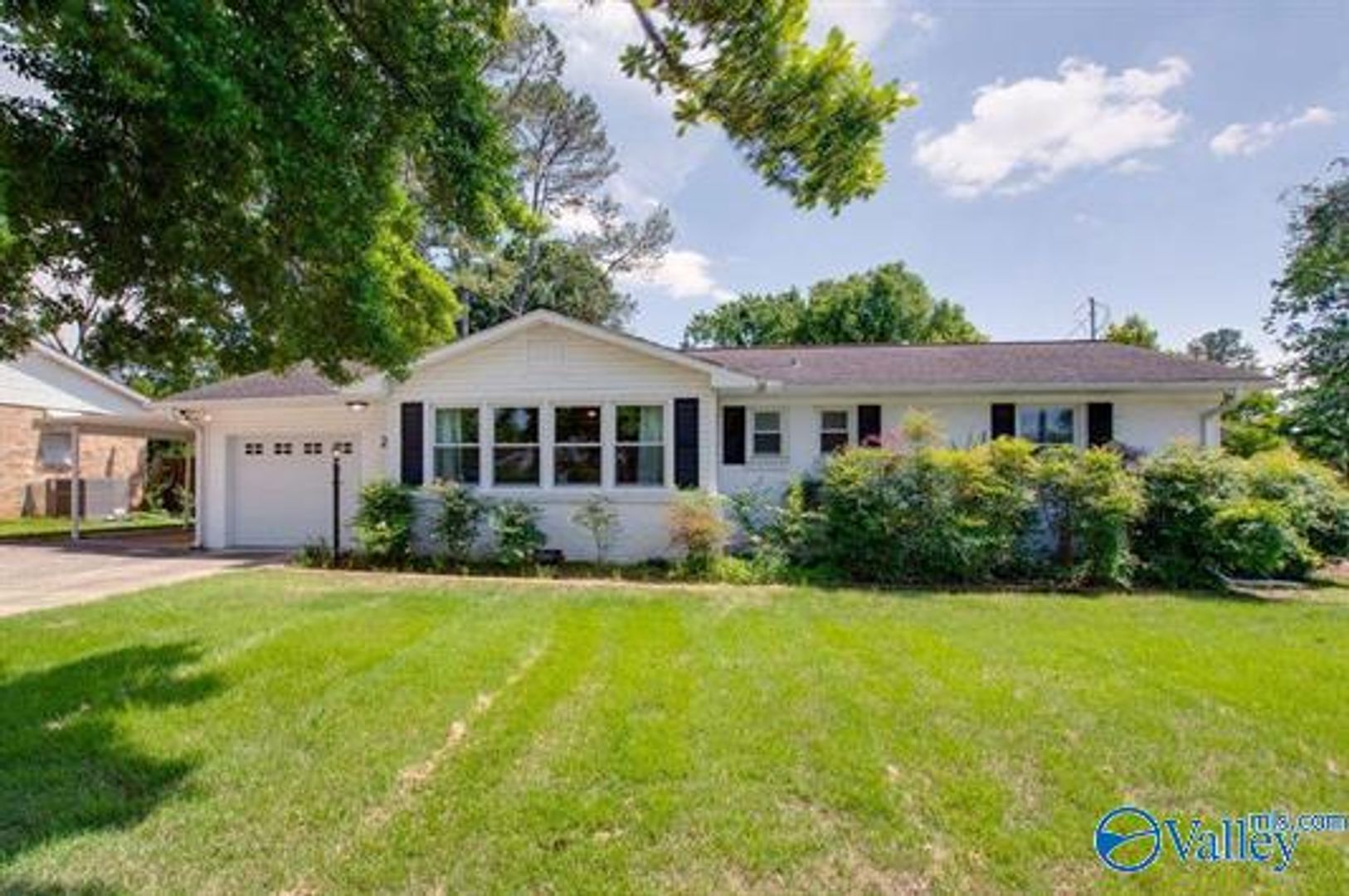 Huntsville House: 213 Drake Ave