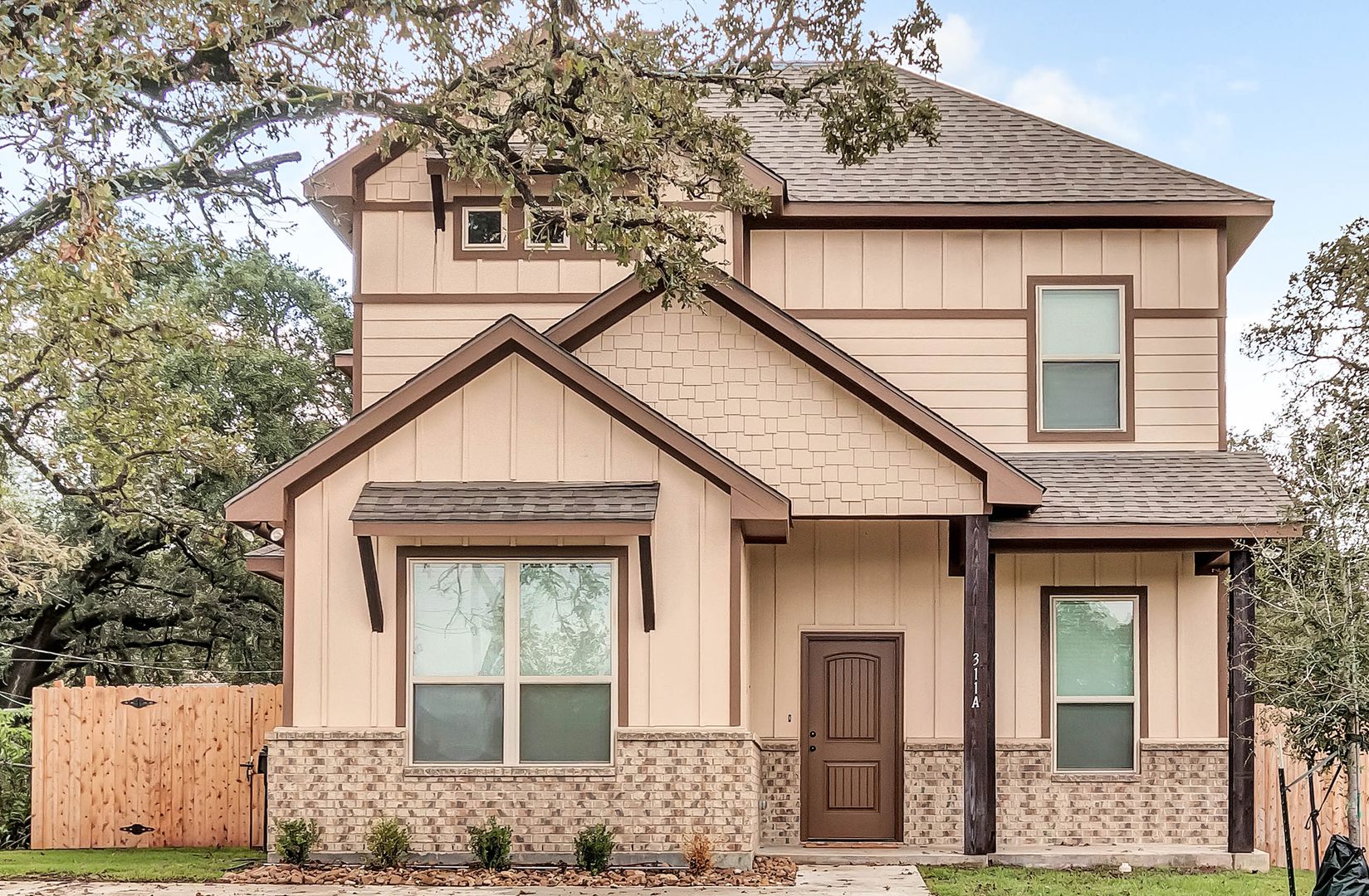 Bryan House: 311 A Fairway Drive