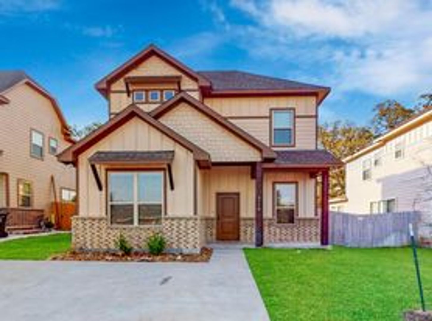 Bryan House: 311 A Fairway Drive