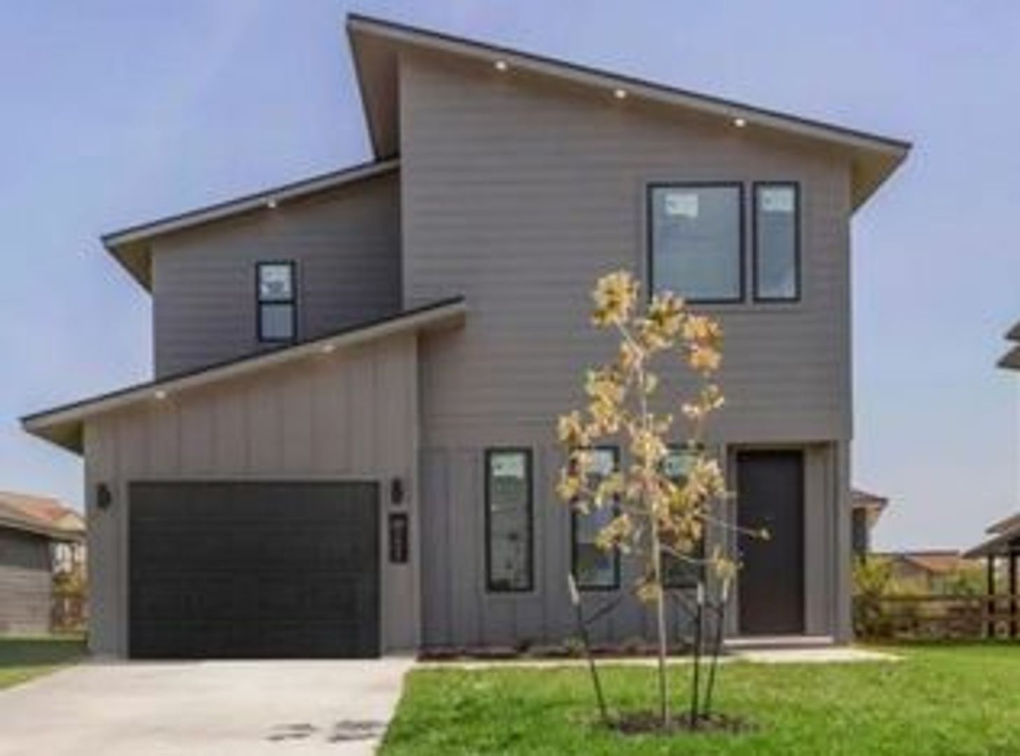 College Station House: 3006 Alpha Wolf Court