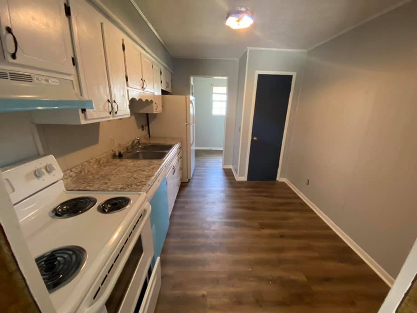 Panama City Apartment: 3902 E 11th St