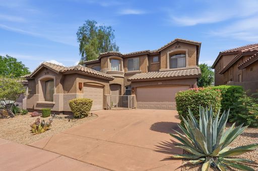 North Phoenix - Move Right In! Four bedrooms! – photo 1