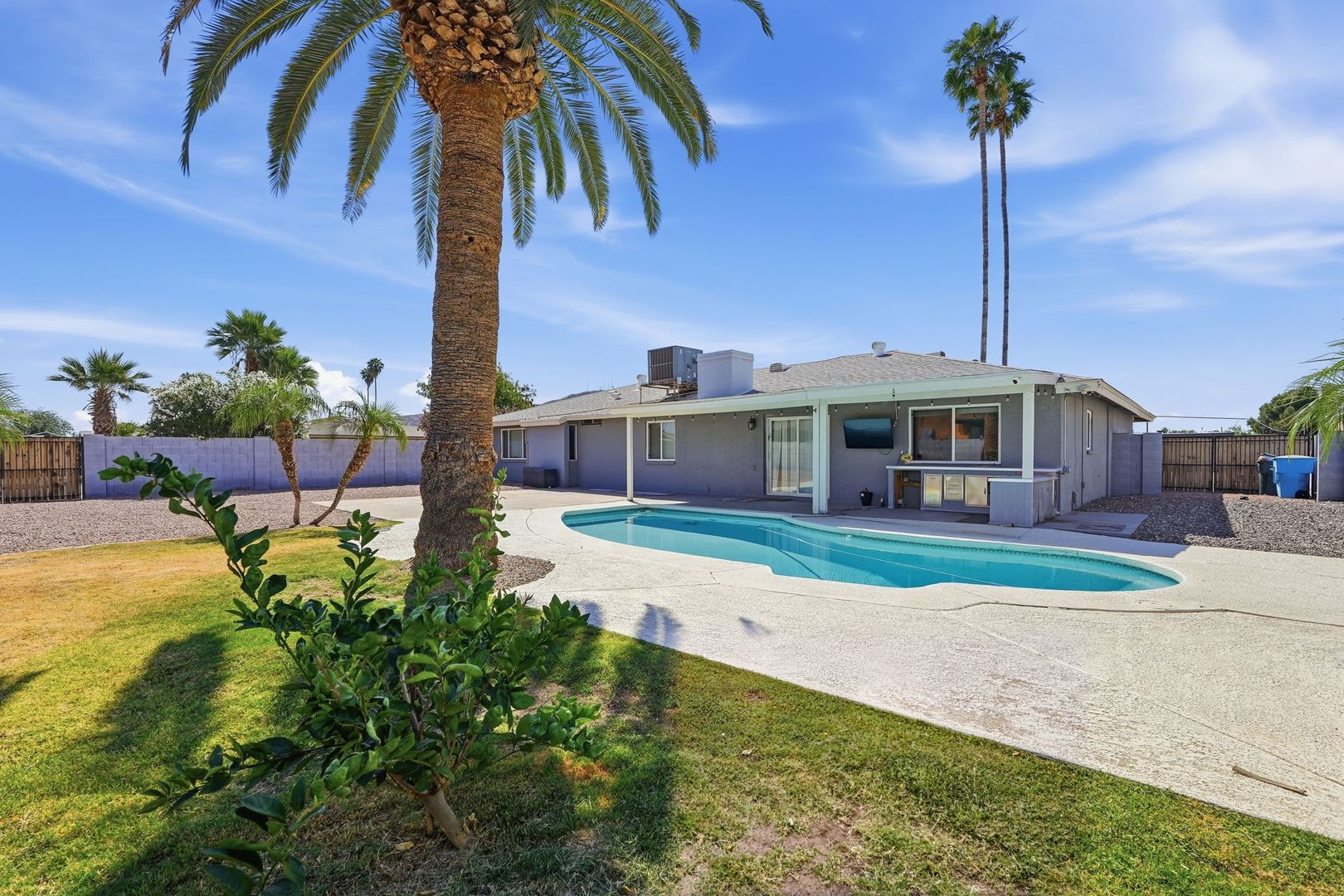 Phoenix House: 2150 W Eugie Ave