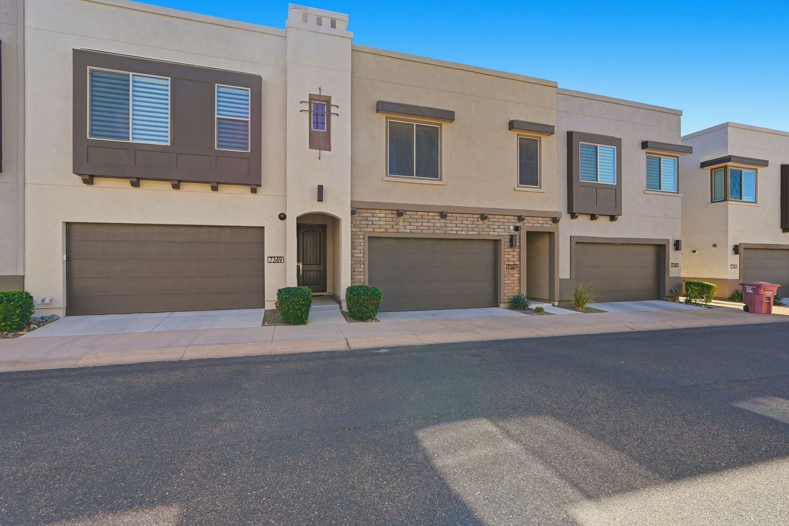 Scottsdale House: 7347 E Vista Bonita Dr